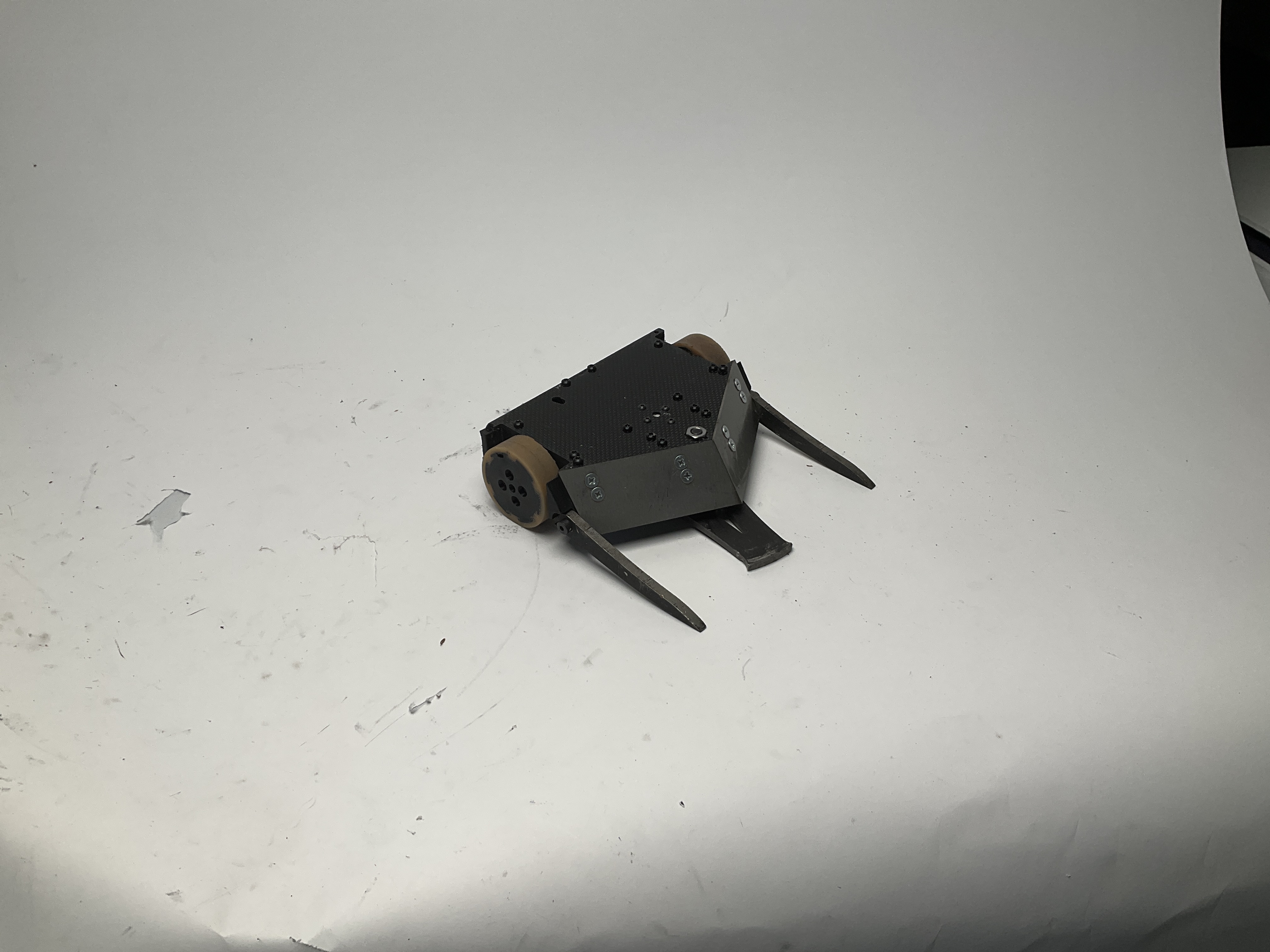Revolver — entry photo, Apr 4, 2026